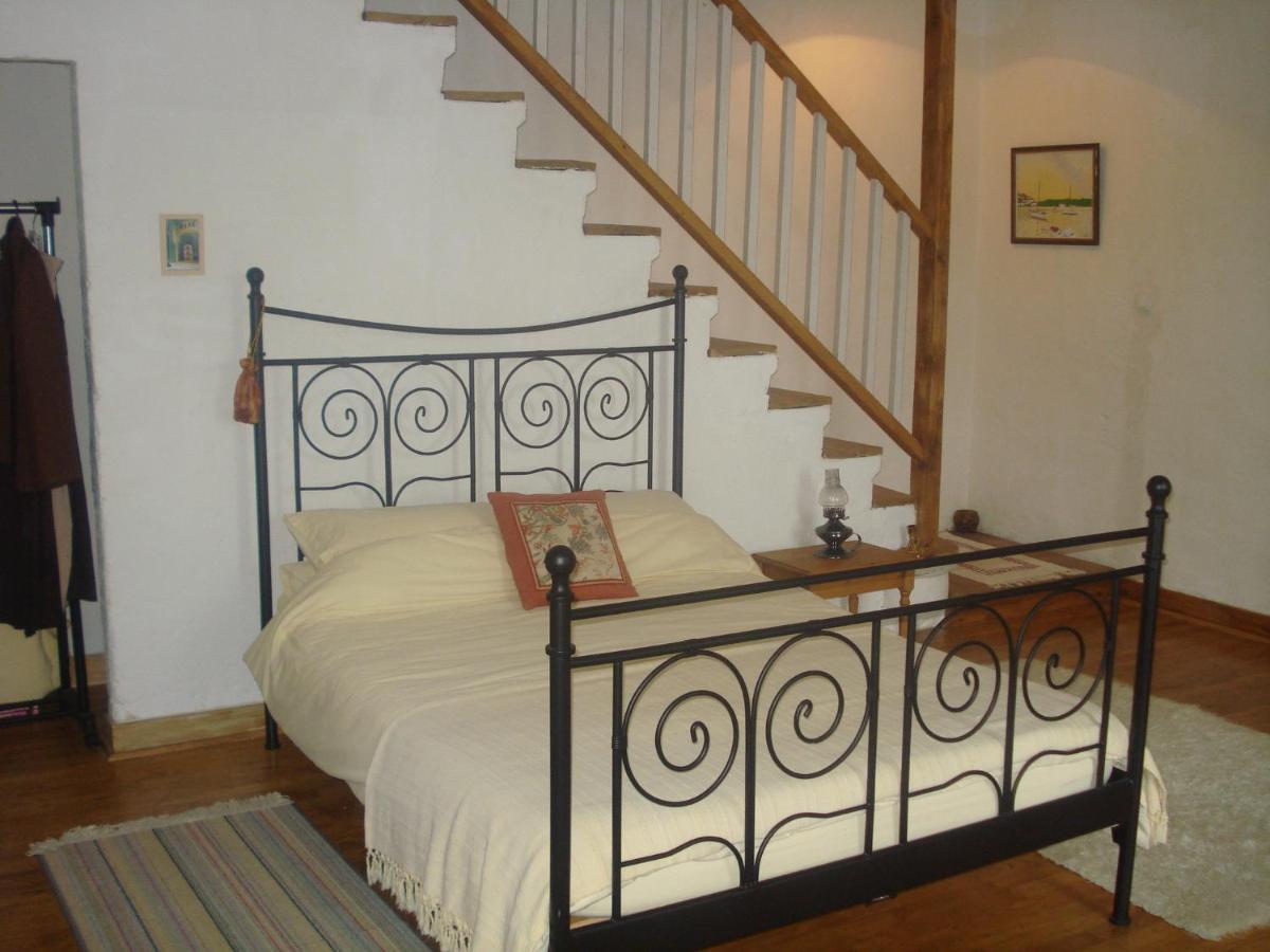Romantic Gite Nr St Emilion With Private Pool And Views To Die For Pujols  Екстер'єр фото